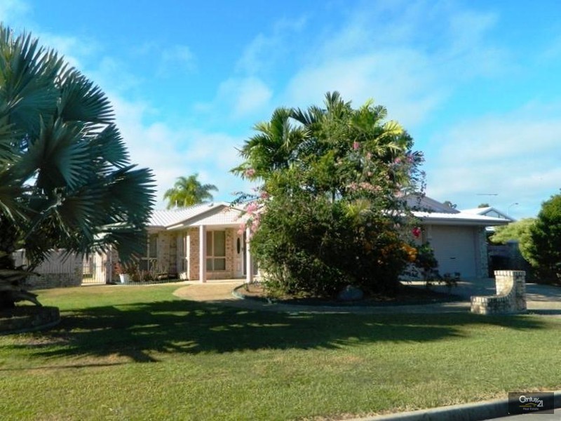 64 Aramac Drive, Clinton QLD 4680