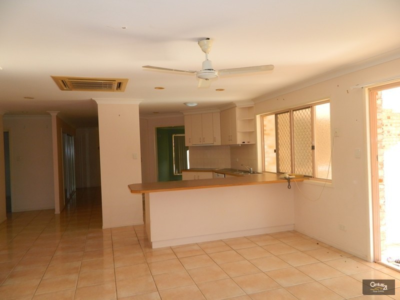 64 Aramac Drive, Clinton QLD 4680