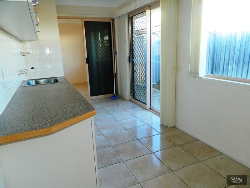 64 Aramac Drive, Clinton QLD 4680