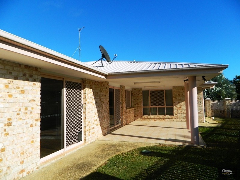 64 Aramac Drive, Clinton QLD 4680