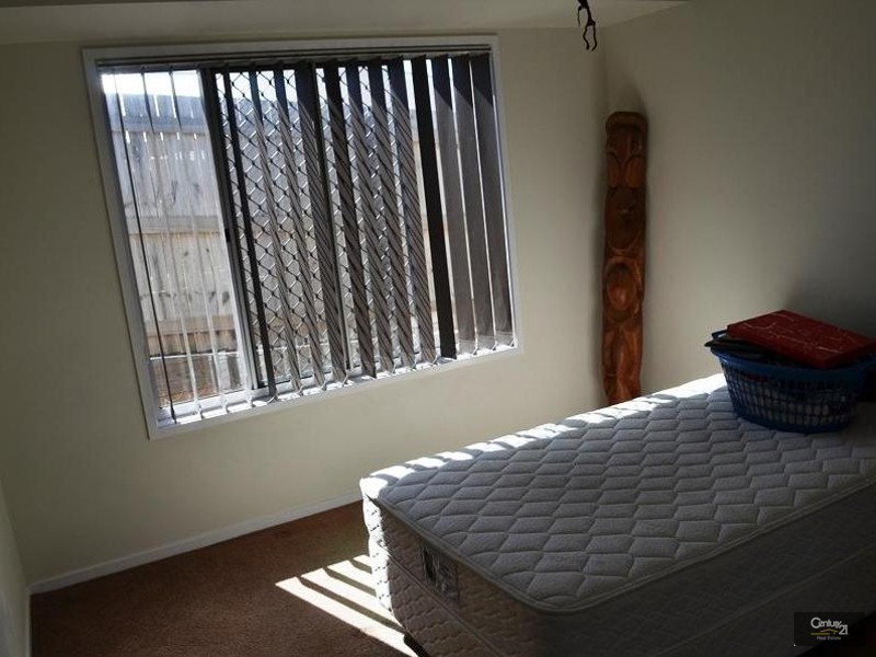 36 Sanctuary Place, South Gladstone QLD 4680