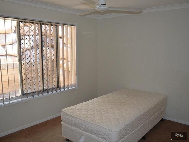 36 Sanctuary Place, South Gladstone QLD 4680