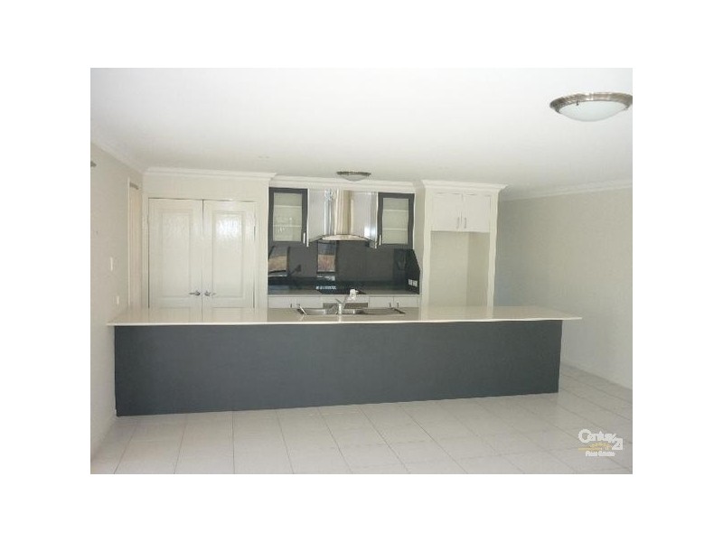 10 Reinaerhoff Crescent, Gladstone QLD 4680