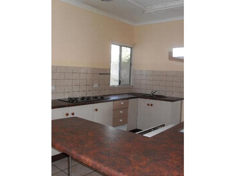 11 Amelia Street House and Studio, Gladstone QLD 4680