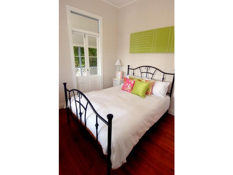 13 Lord Street, Gladstone QLD 4680