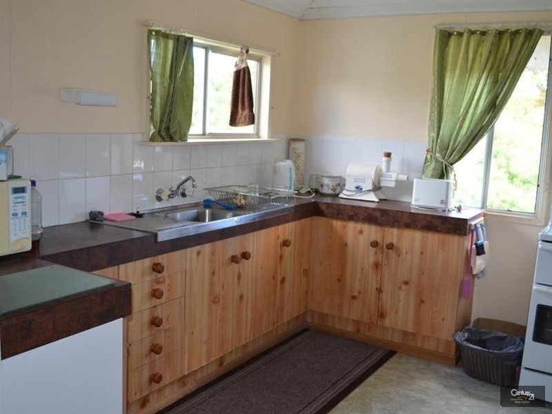 54061 Bruce Highway, Machine Creek QLD 4695