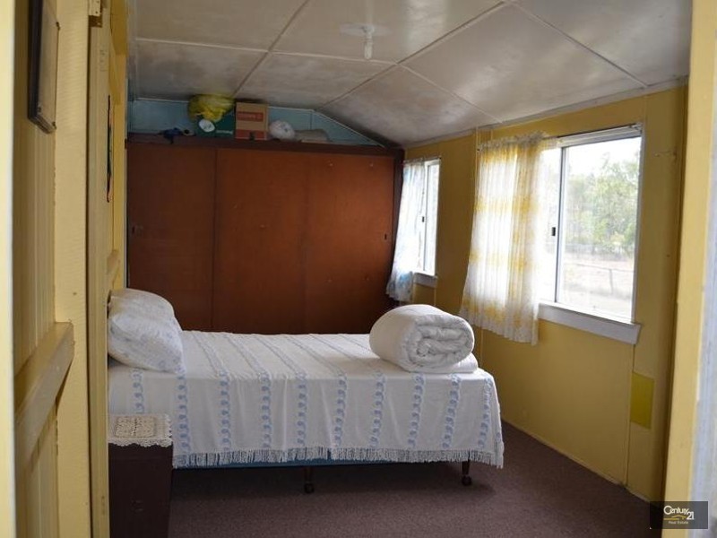 54061 Bruce Highway, Machine Creek QLD 4695