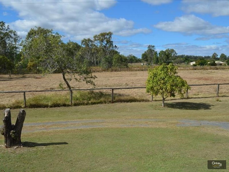 54061 Bruce Highway, Machine Creek QLD 4695