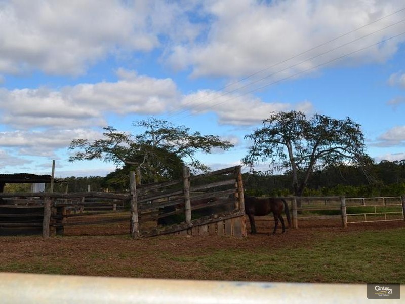 54061 Bruce Highway, Machine Creek QLD 4695