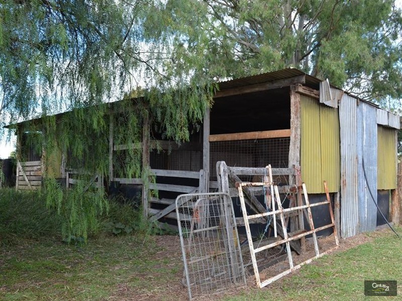 54061 Bruce Highway, Machine Creek QLD 4695