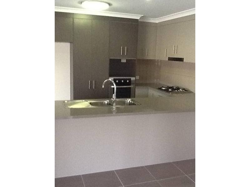 56 Daintree Boulevard, Kirkwood QLD 4680