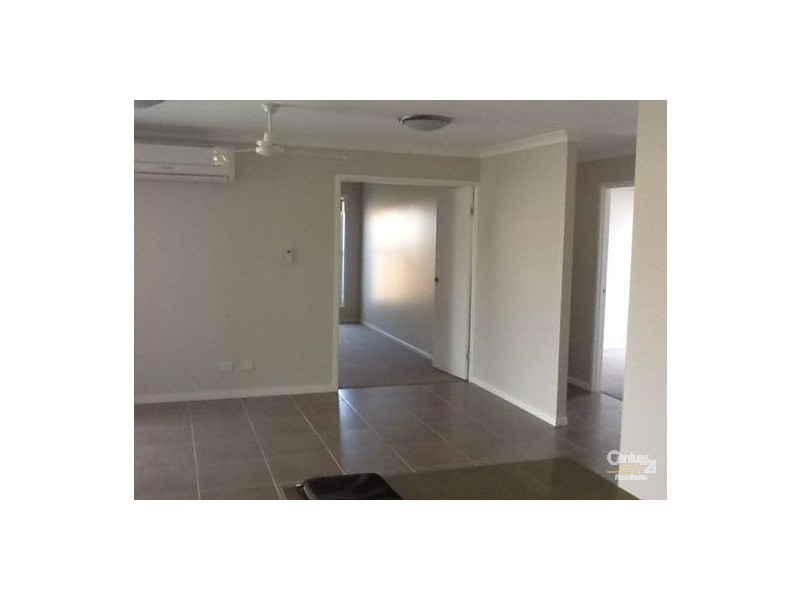 56 Daintree Boulevard, Kirkwood QLD 4680