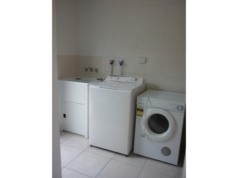 1/10 Chapman Drive, Gladstone QLD 4680