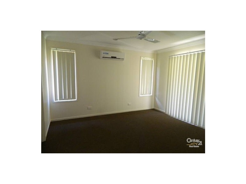 50 Broadwater Place, Kirkwood QLD 4680