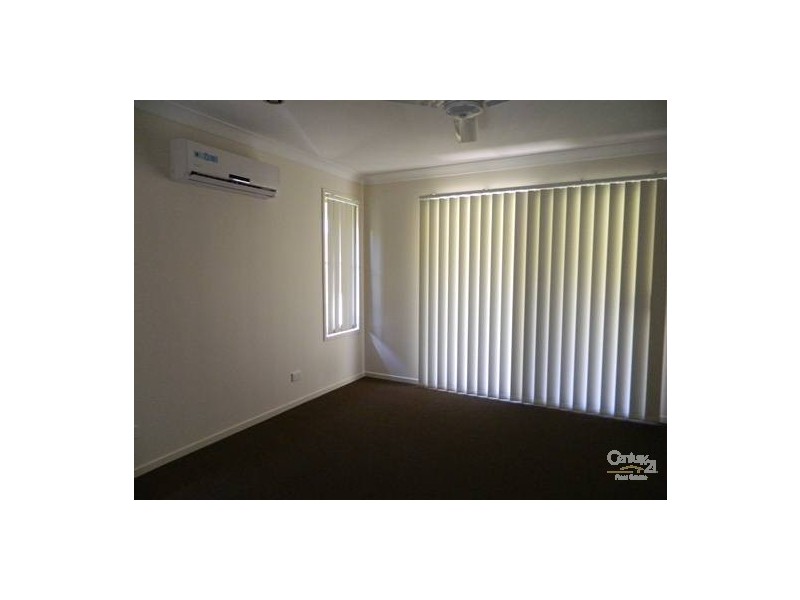 50 Broadwater Place, Kirkwood QLD 4680