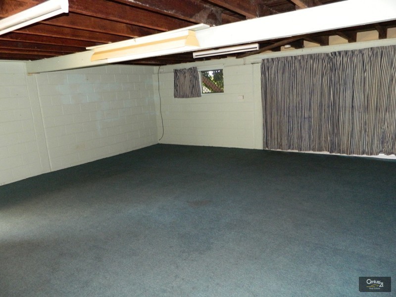 31 Hibiscus Ave, Gladstone QLD 4680