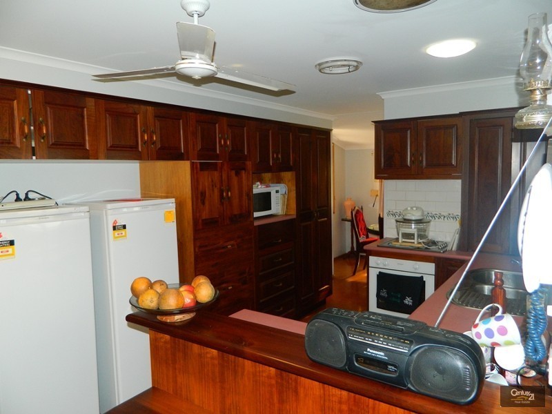 8 Orana Ave, Boyne Island QLD 4680