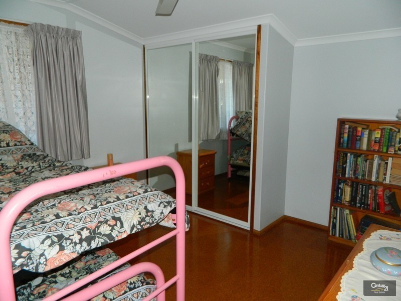 8 Orana Ave, Boyne Island QLD 4680