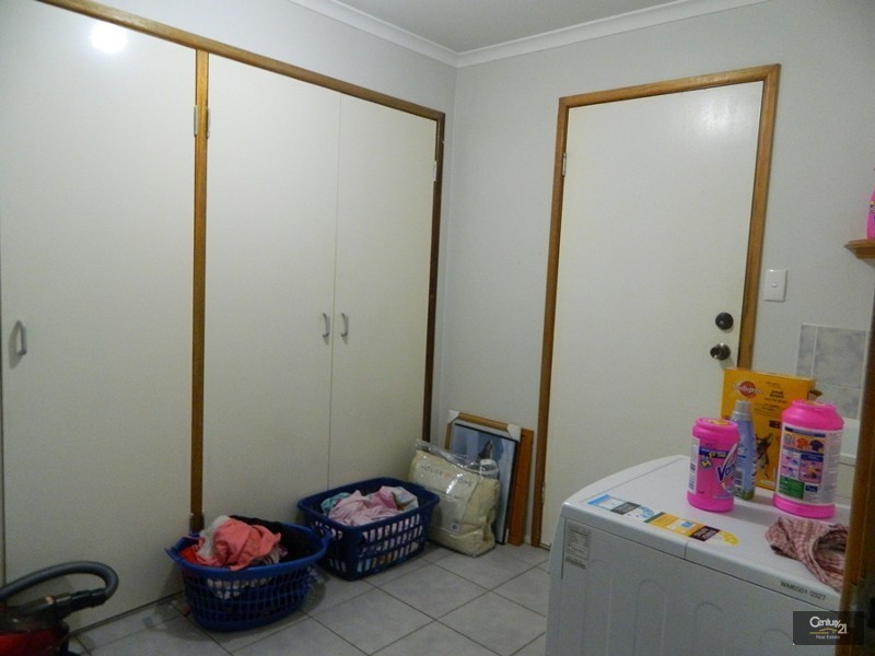 4 Berringa Close, Glen Eden QLD 4680