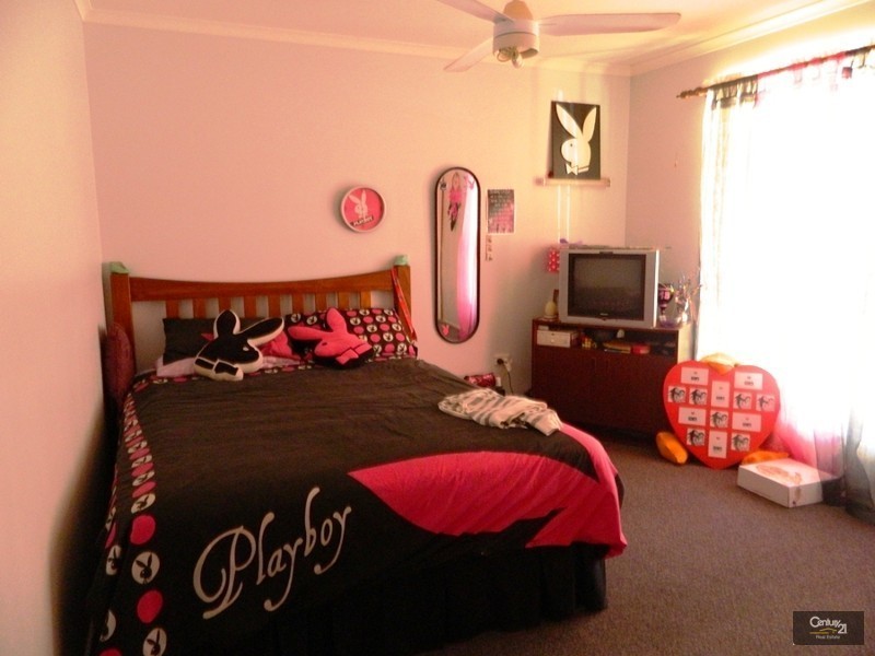 4 Berringa Close, Glen Eden QLD 4680