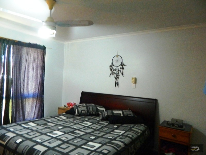 4 Berringa Close, Glen Eden QLD 4680
