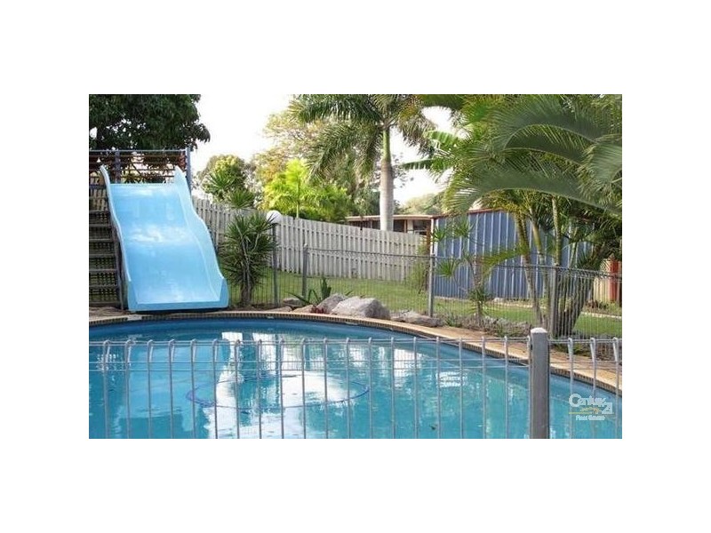 16 Far Street, West Gladstone QLD 4680