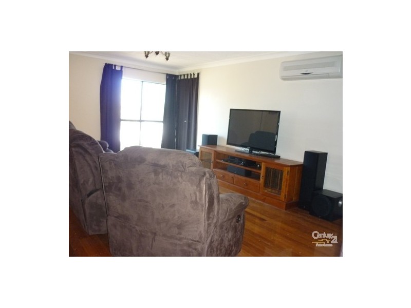 45 Elizabeth Street, South Gladstone QLD 4680