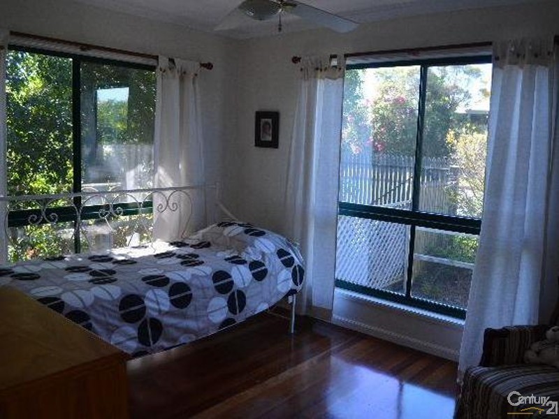 12 Bembooka Close, Glen Eden QLD 4680