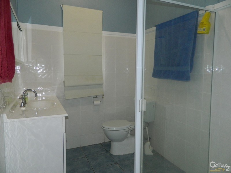 1377 Calliope River Road, Yarwun QLD 4694