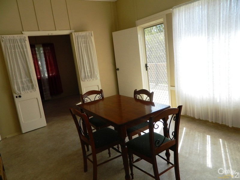 1377 Calliope River Road, Yarwun QLD 4694