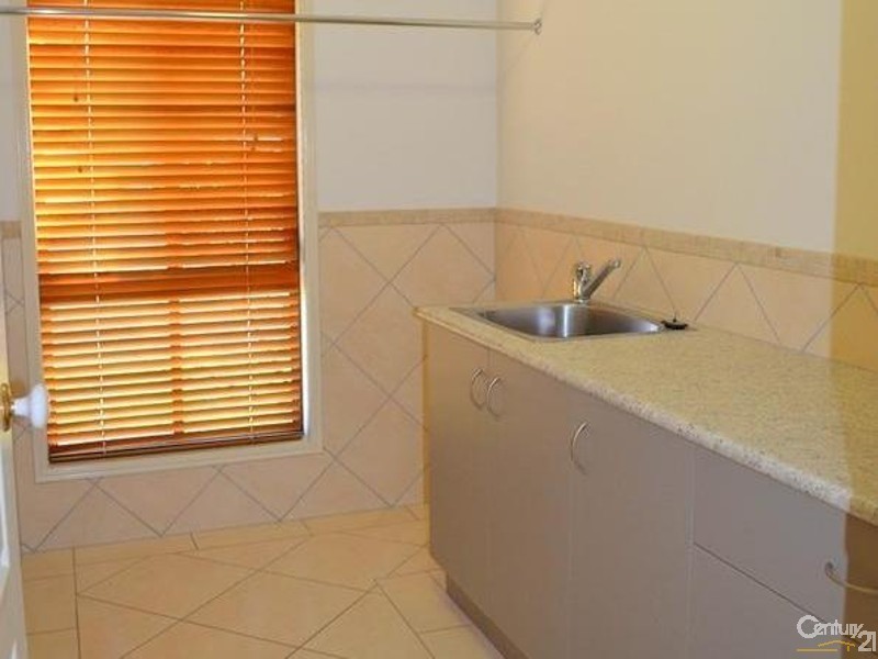 1 Harlequin Court, Calliope QLD 4680