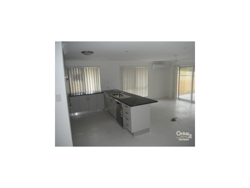 54 Briffney Street, Kirkwood QLD 4680