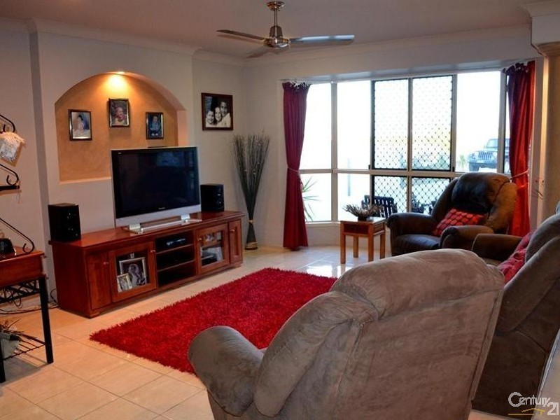 14 Stitt Close, Glen Eden QLD 4680