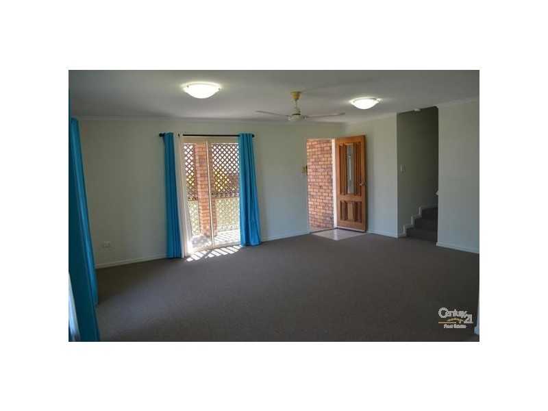 14 Ferguson Crescent, West Gladstone QLD 4680