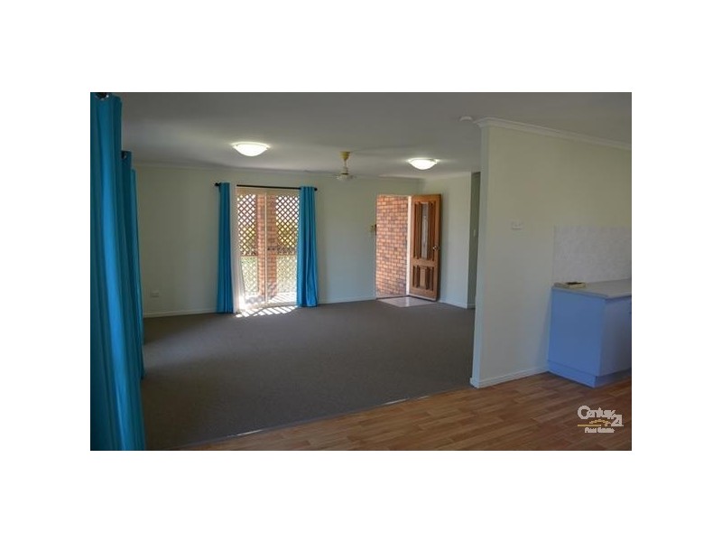 14 Ferguson Crescent, West Gladstone QLD 4680