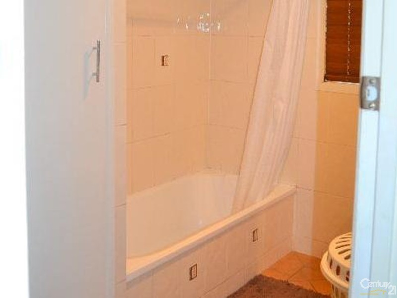 26 Dalton Street, Clinton QLD 4680