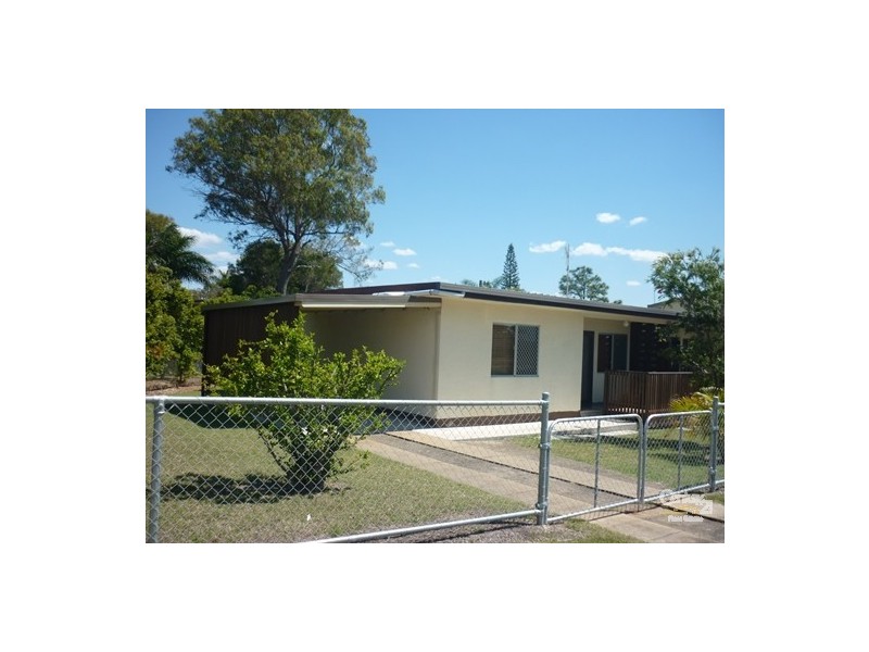 2/38 Aerodrome Road, Clinton QLD 4680