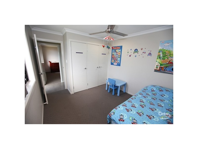 6 Redgum Drive, Kirkwood QLD 4680