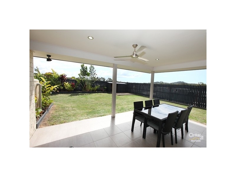 6 Redgum Drive, Kirkwood QLD 4680