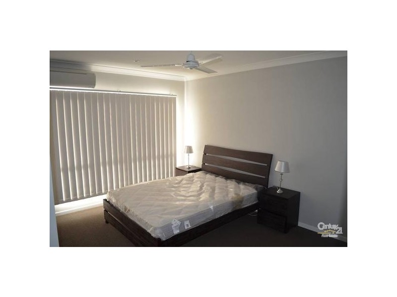 3/214-216 Oaka Street, South Gladstone QLD 4680