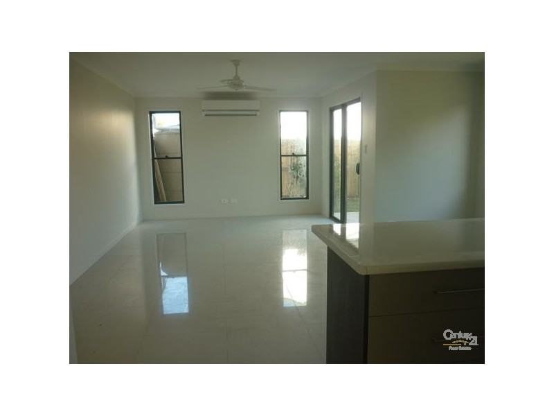 1/97 Toolooa Street, South Gladstone QLD 4680