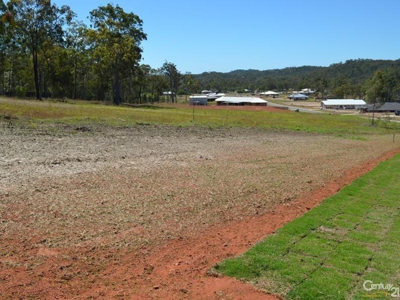 709 Lisa Marie Crescent, Burua QLD 4680