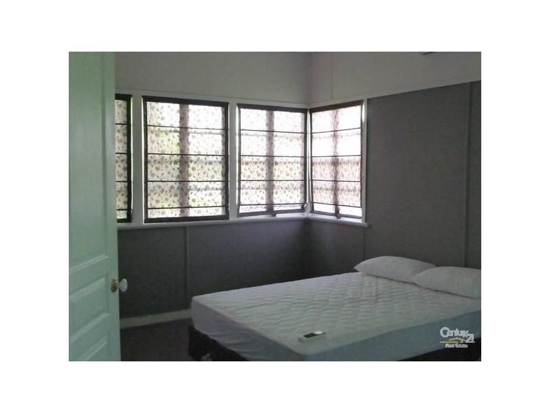 20 Golding Street, Barney Point QLD 4680
