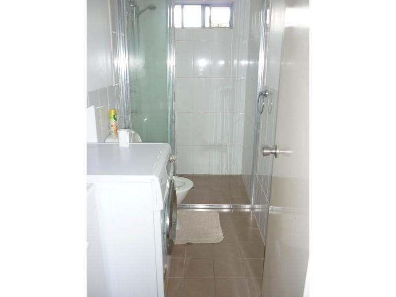 2/9 Nothling Street, New Auckland QLD 4680