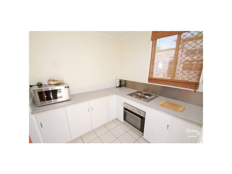 53 Ann Street, South Gladstone QLD 4680