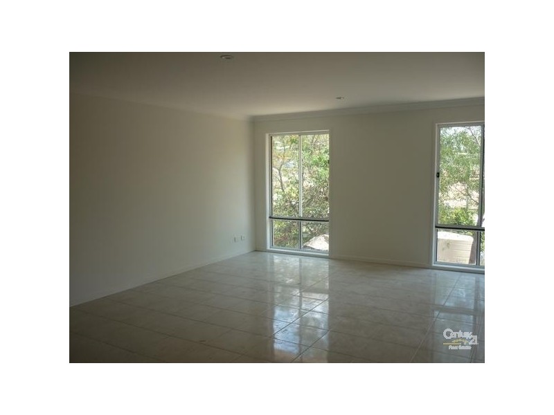 18 Flounder Crescent, Toolooa QLD 4680