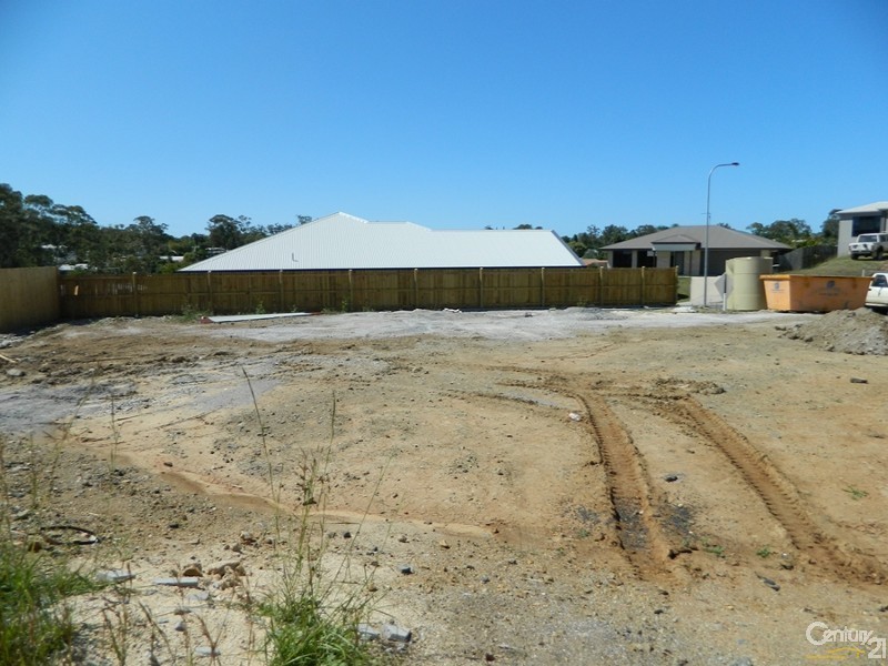 4 Eugenie Court, Glen Eden QLD 4680