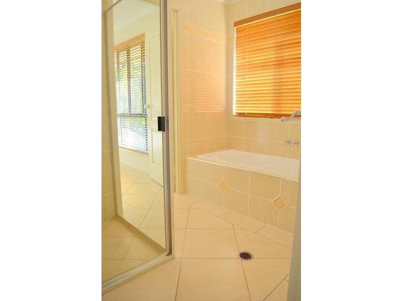 1 Harlequin Court, Calliope QLD 4680