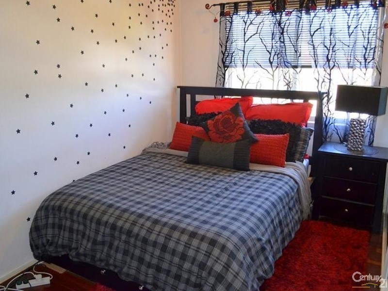 9 Irwin Close, Sun Valley QLD 4680