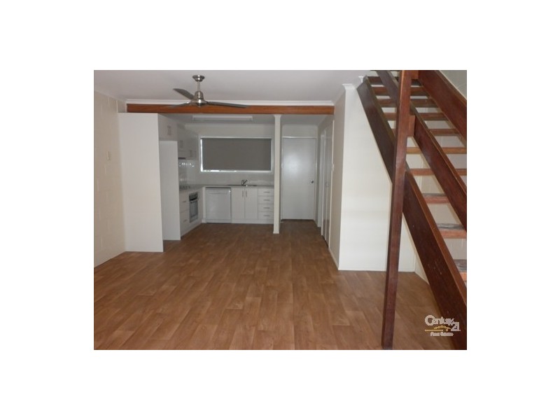 2/222 Auckland Street, South Gladstone QLD 4680